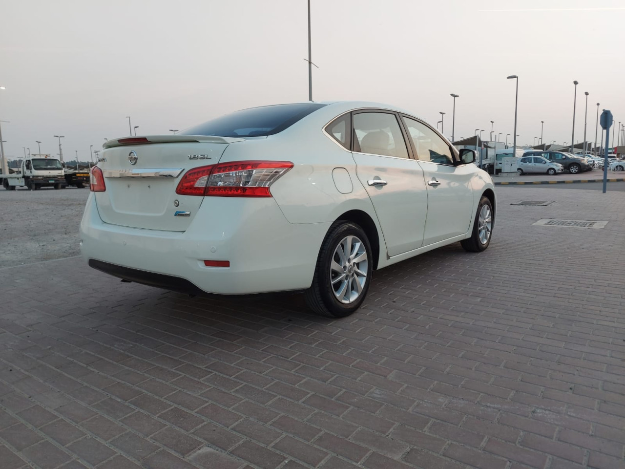 Nissan Sentra - Image 3