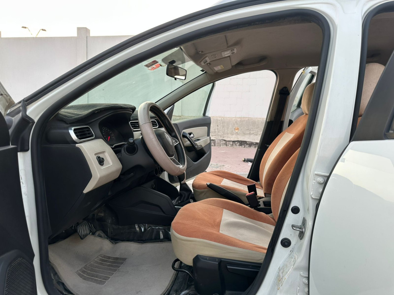 Renault Duster - Image 9
