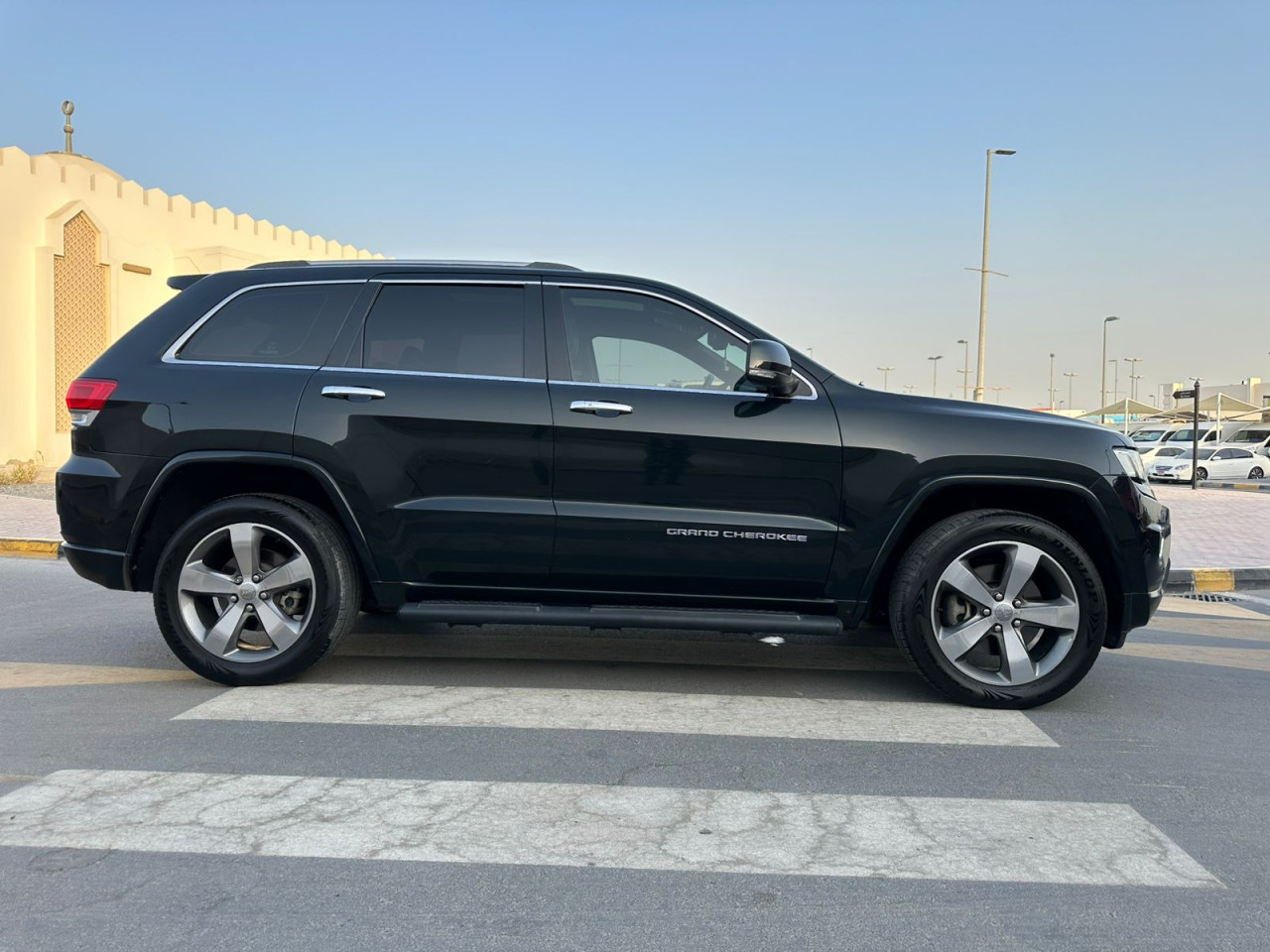 Jeep Grand Cherokee - Image 4