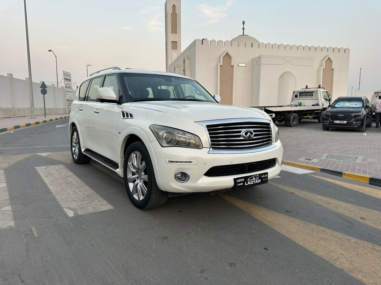 Infiniti QX80 - Image 5