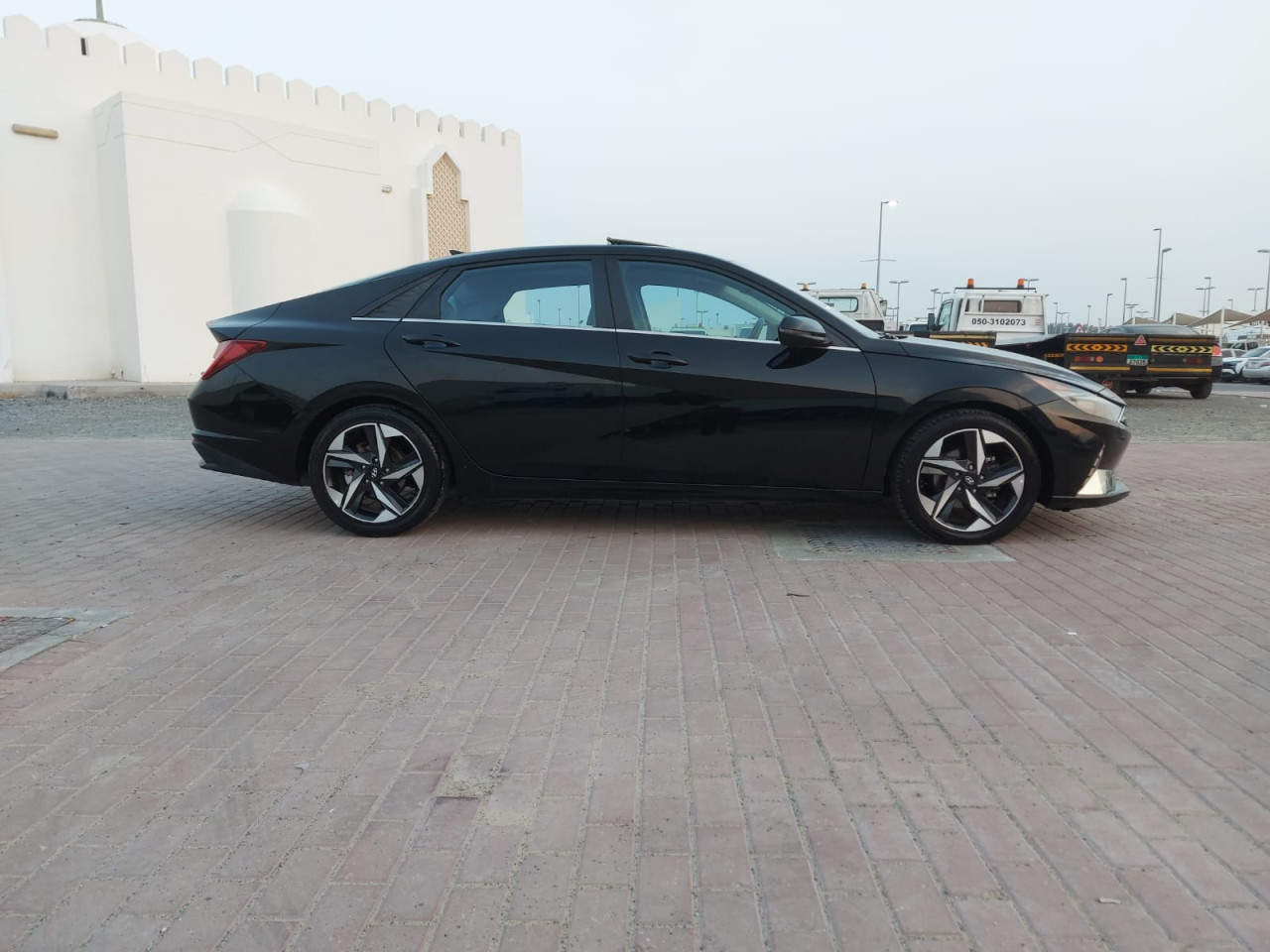 Hyundai Elantra - Image 7