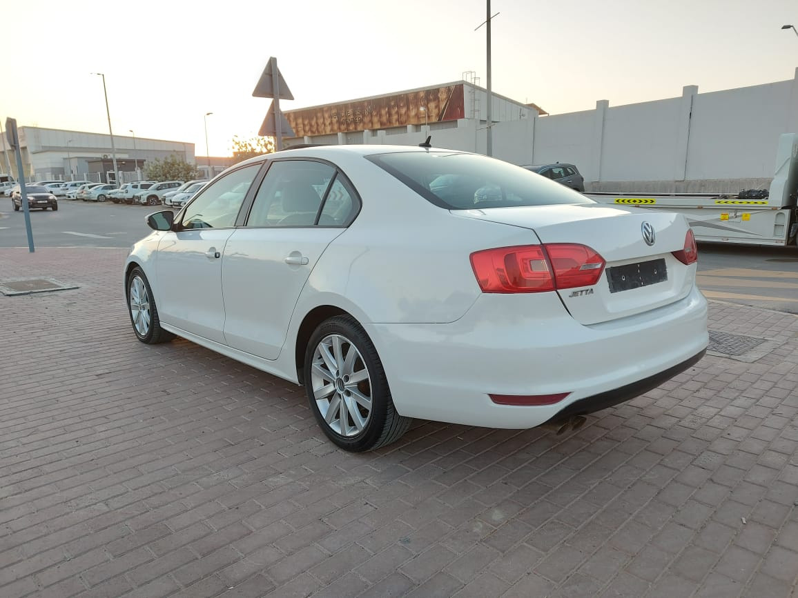 Volkswagen Jetta - Image 3