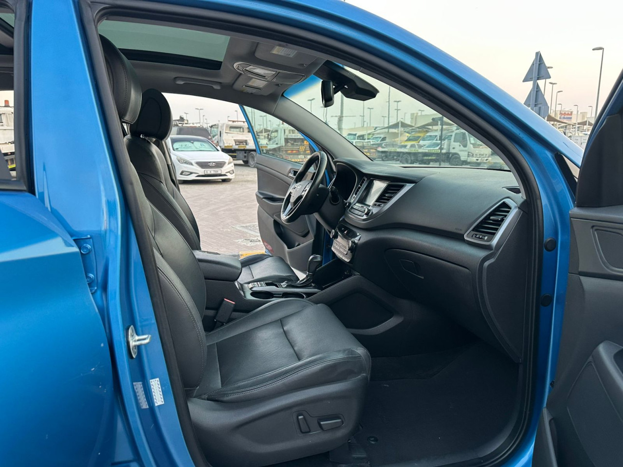 Hyundai Tucson - Image 12