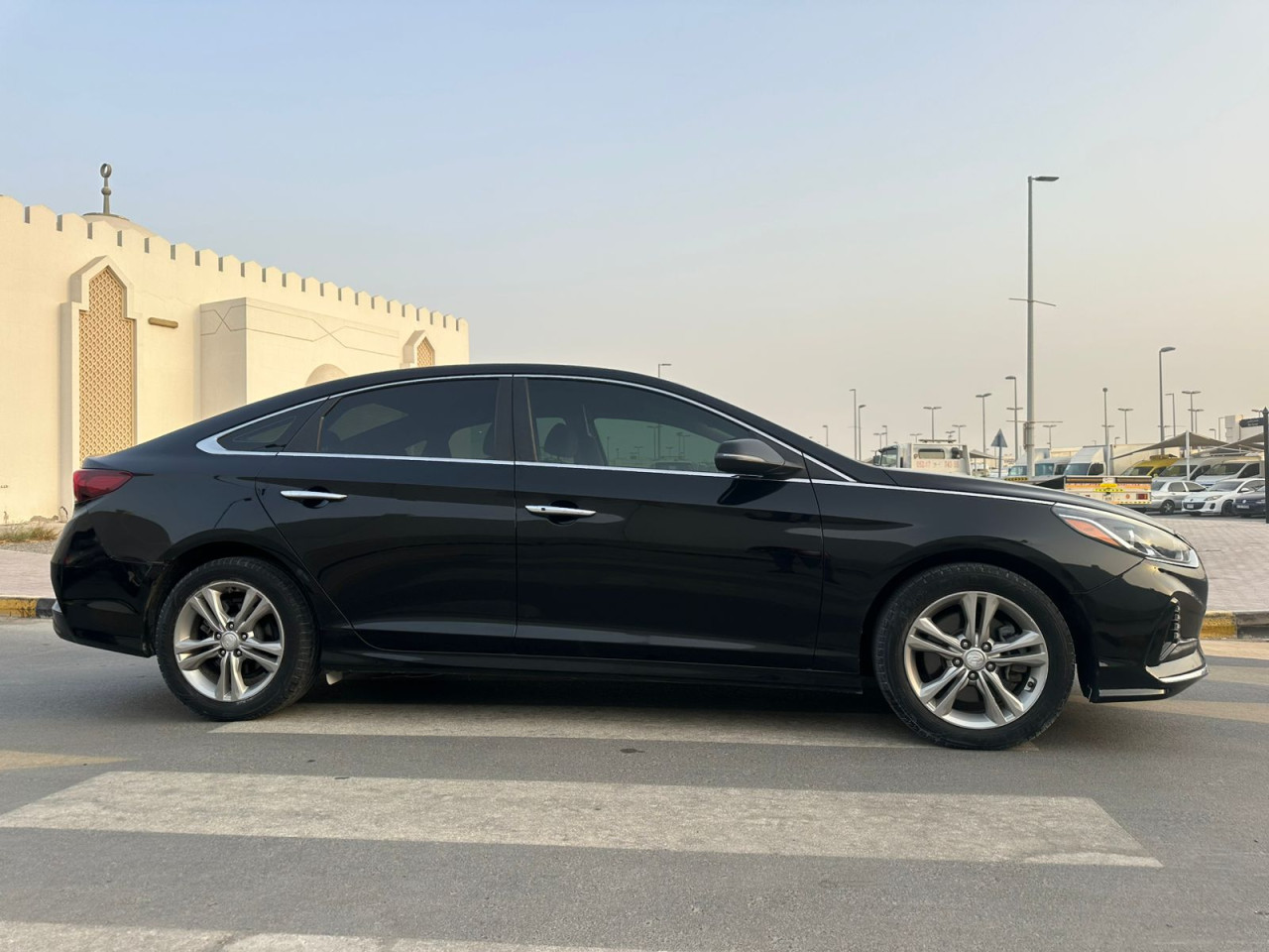 Hyundai Sonata - Image 4