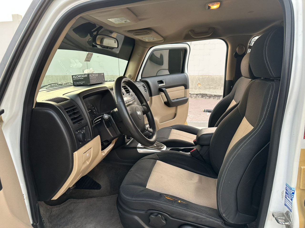Hummer H3 - Image 9