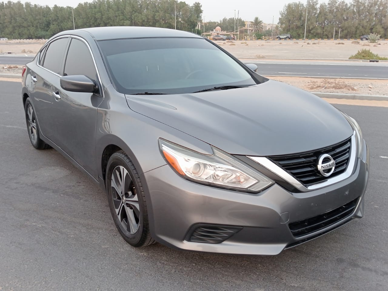 Nissan Altima - Image 4