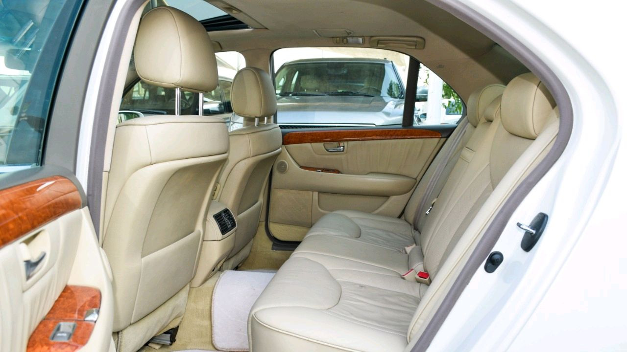 Lexus LS-Series - Image 9