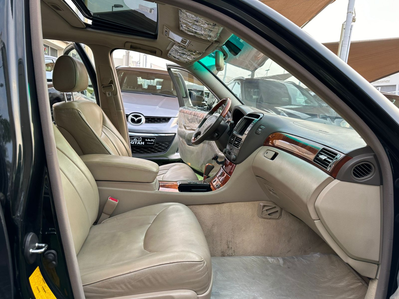 Lexus LS-Series - Image 10
