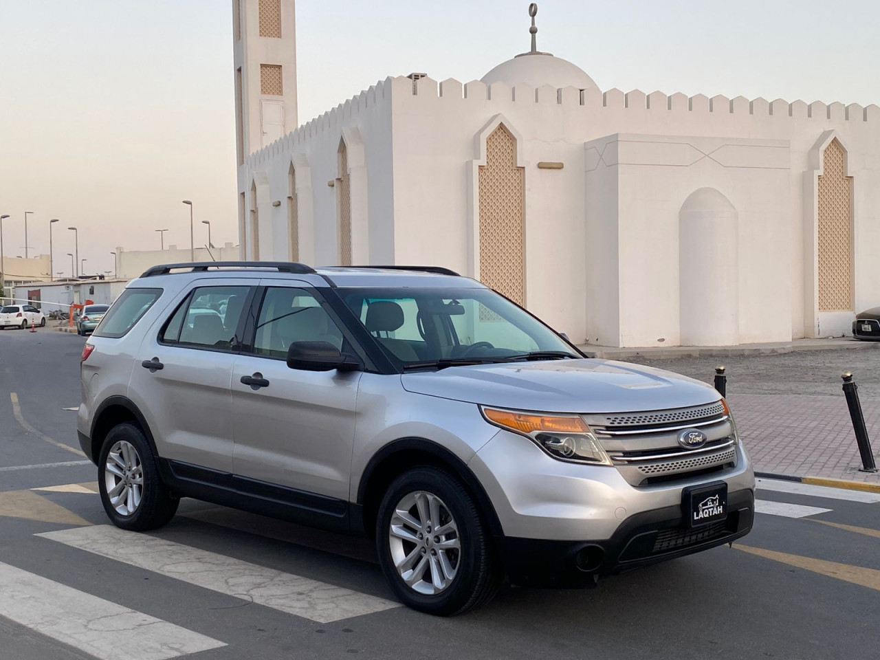 Ford Explorer - Image 6