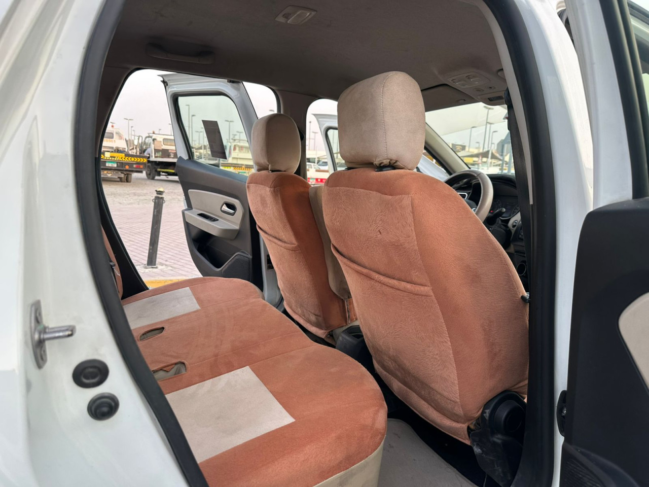 Renault Duster - Image 8