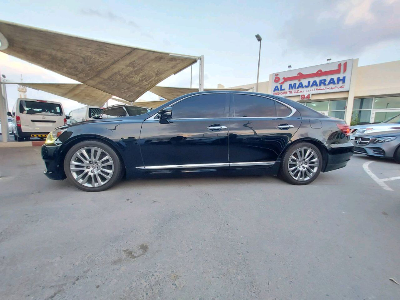 Lexus LS-Series - Image 2