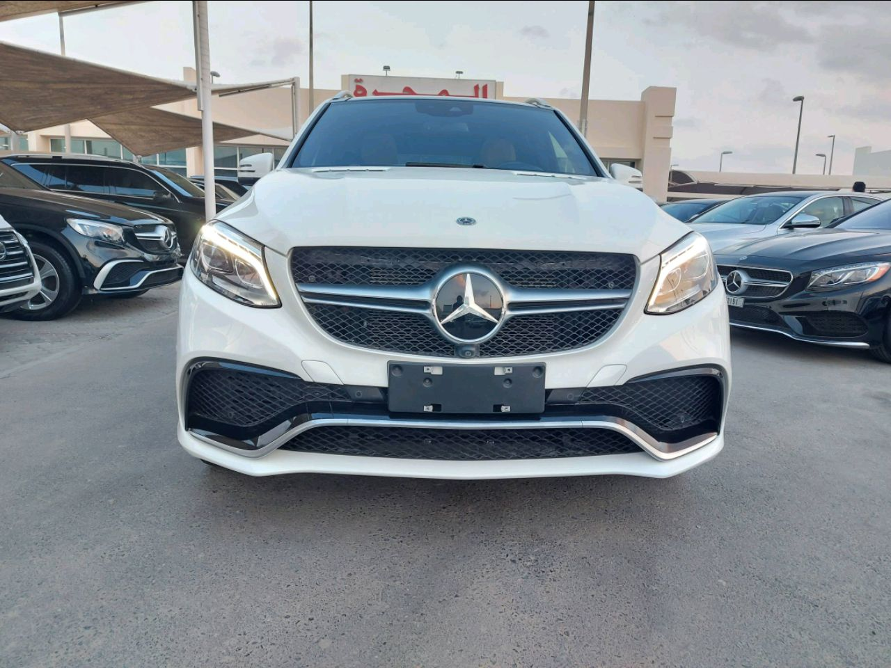 Mercedes Benz GLE SUV - Image 4