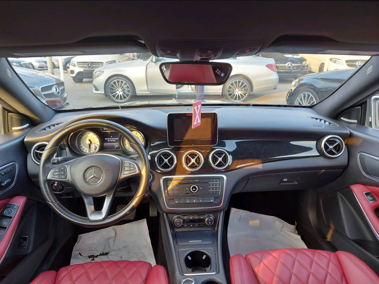 Mercedes Benz CLA - Image 2