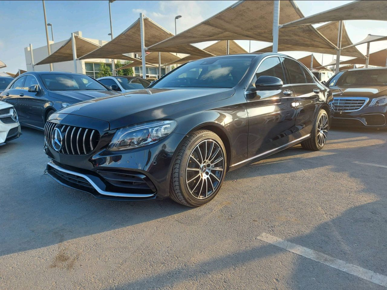 Mercedes Benz CLS-Class - Image 3