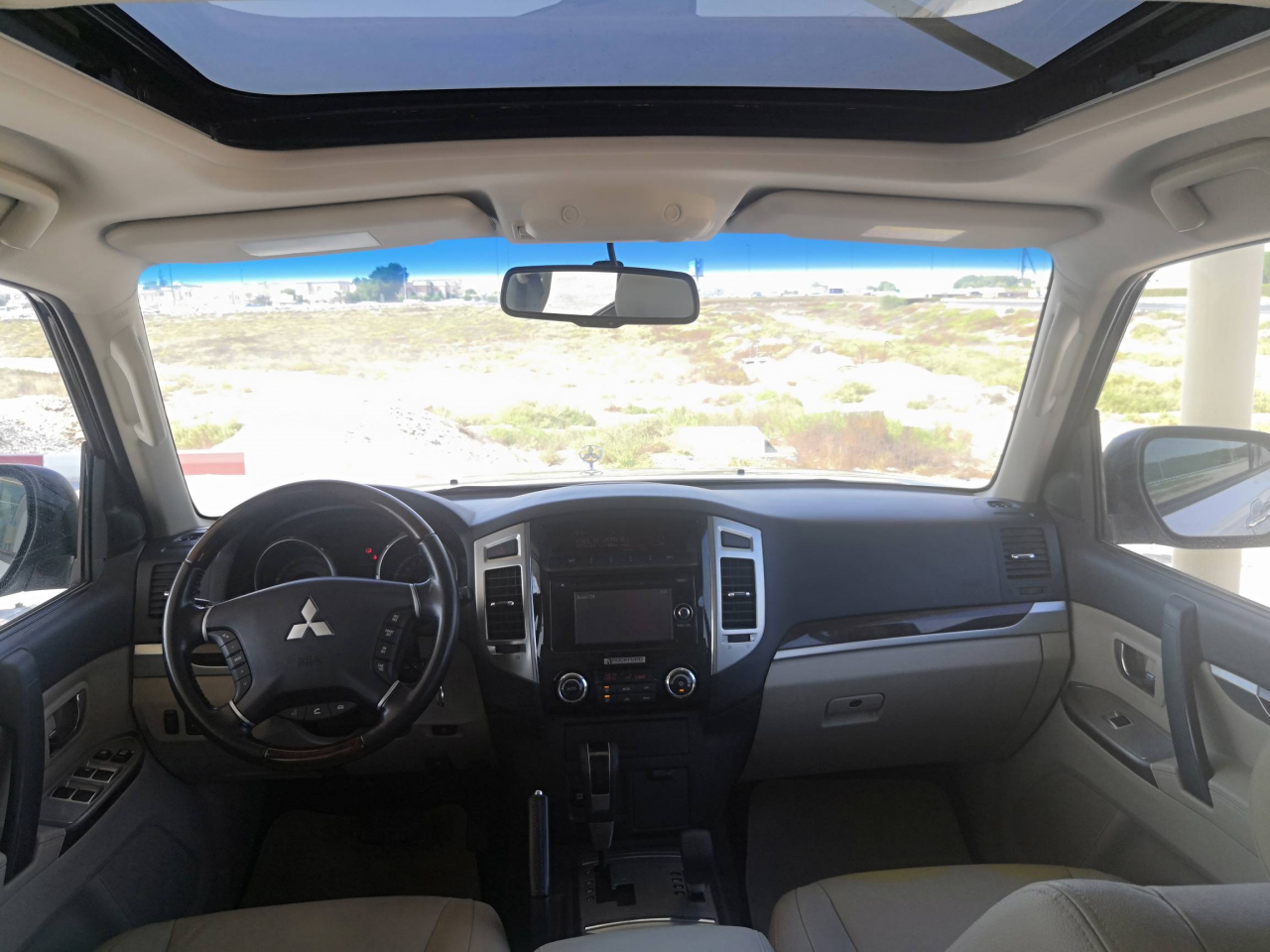 Mitsubishi Pajero - Image 6