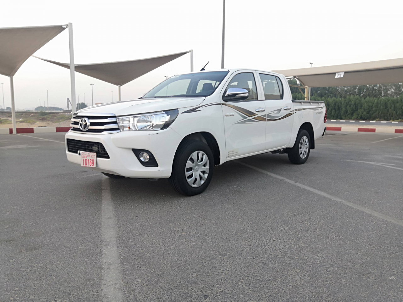 Toyota Hilux - Image 5