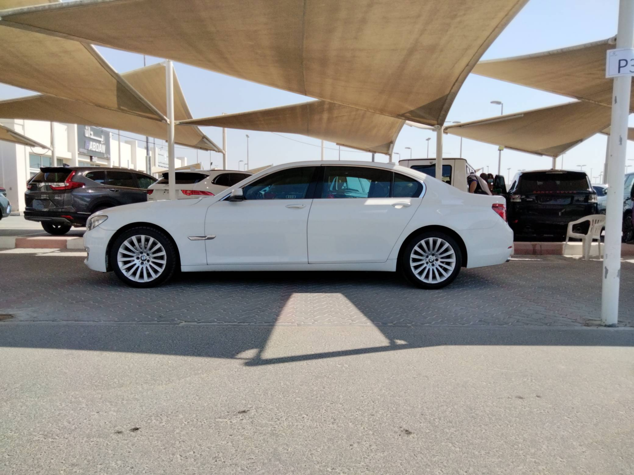 BMW 7-Series - Image 3