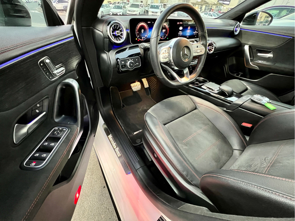 Mercedes Benz CLA - Image 14