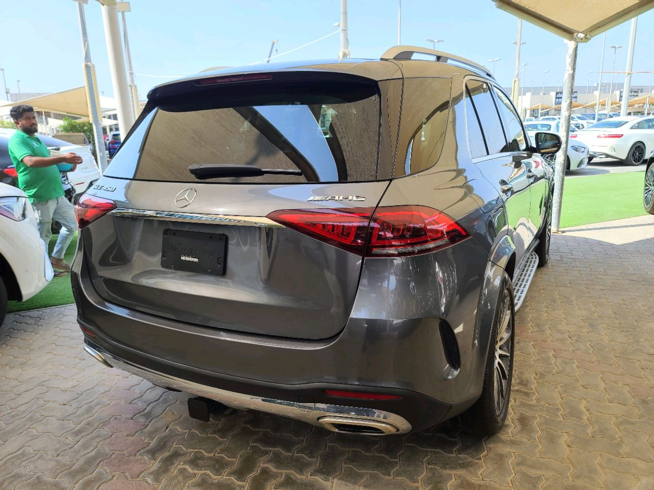 Mercedes Benz GLE SUV - Image 6