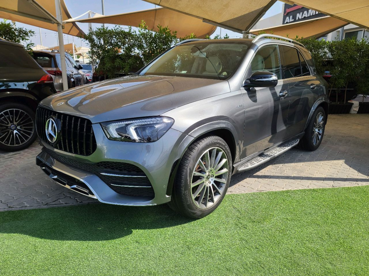 Mercedes Benz GLE SUV - Image 3