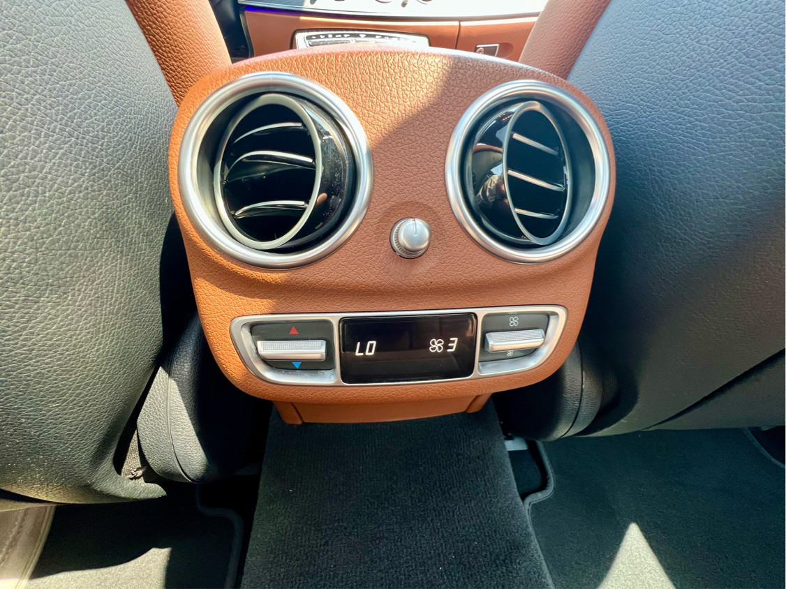 Mercedes Benz E-Class - Image 7