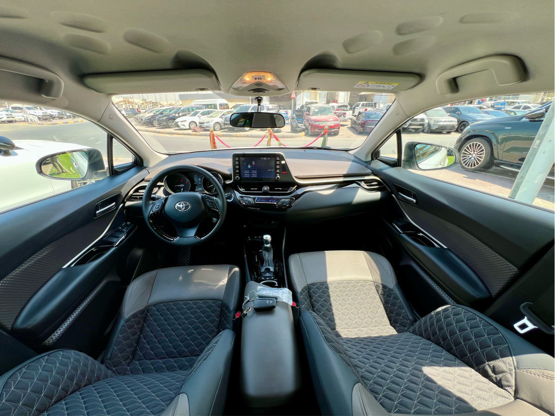 Toyota C-HR - Image 7