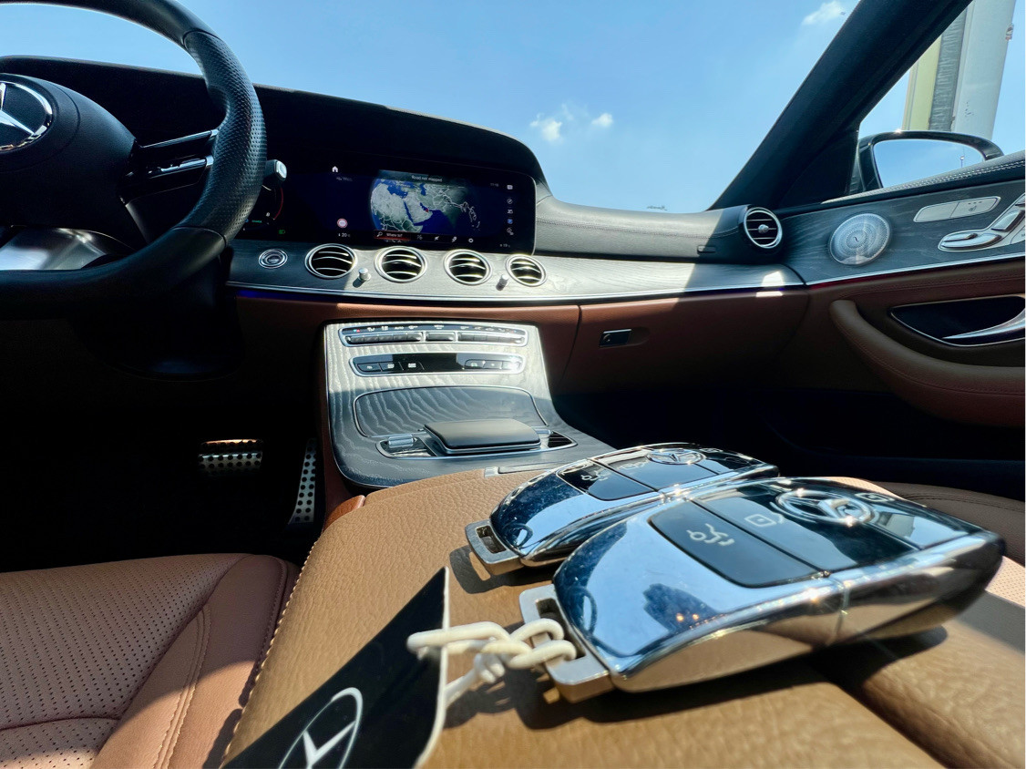 Mercedes Benz E-Class - Image 10