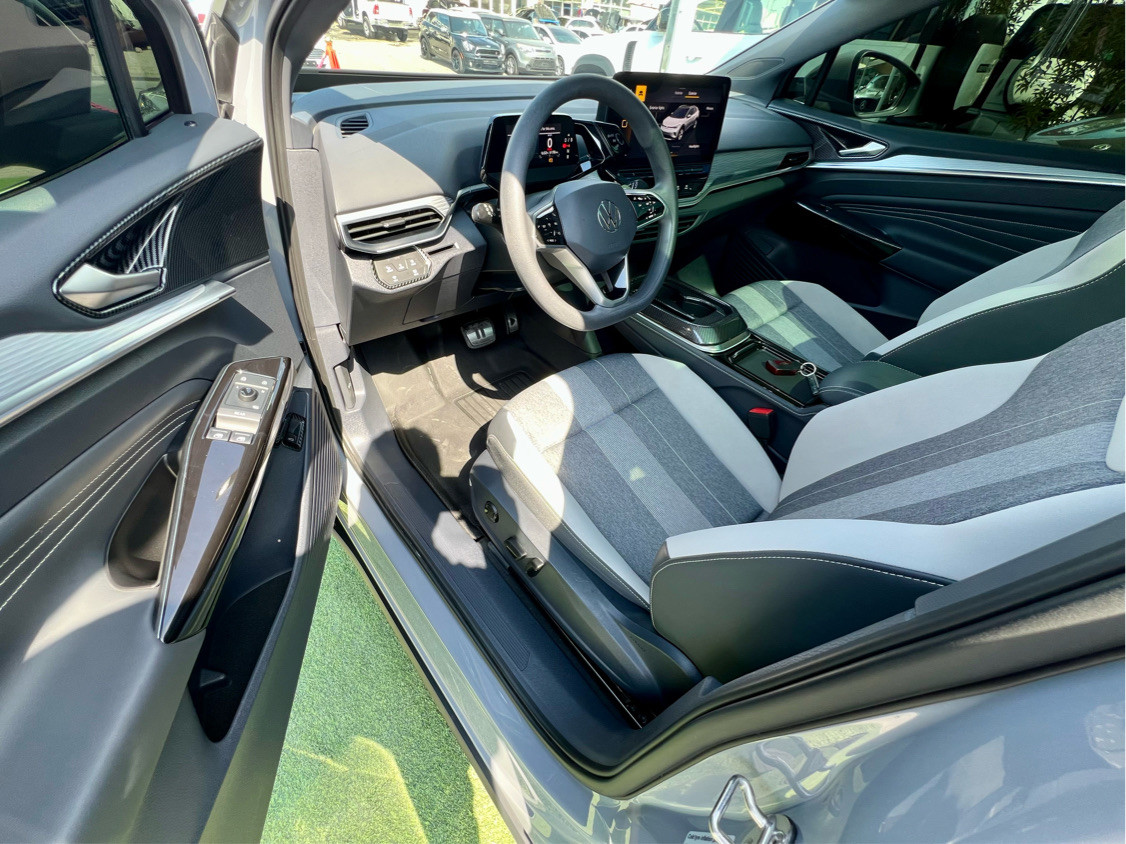 Volkswagen ID.4 - Image 9