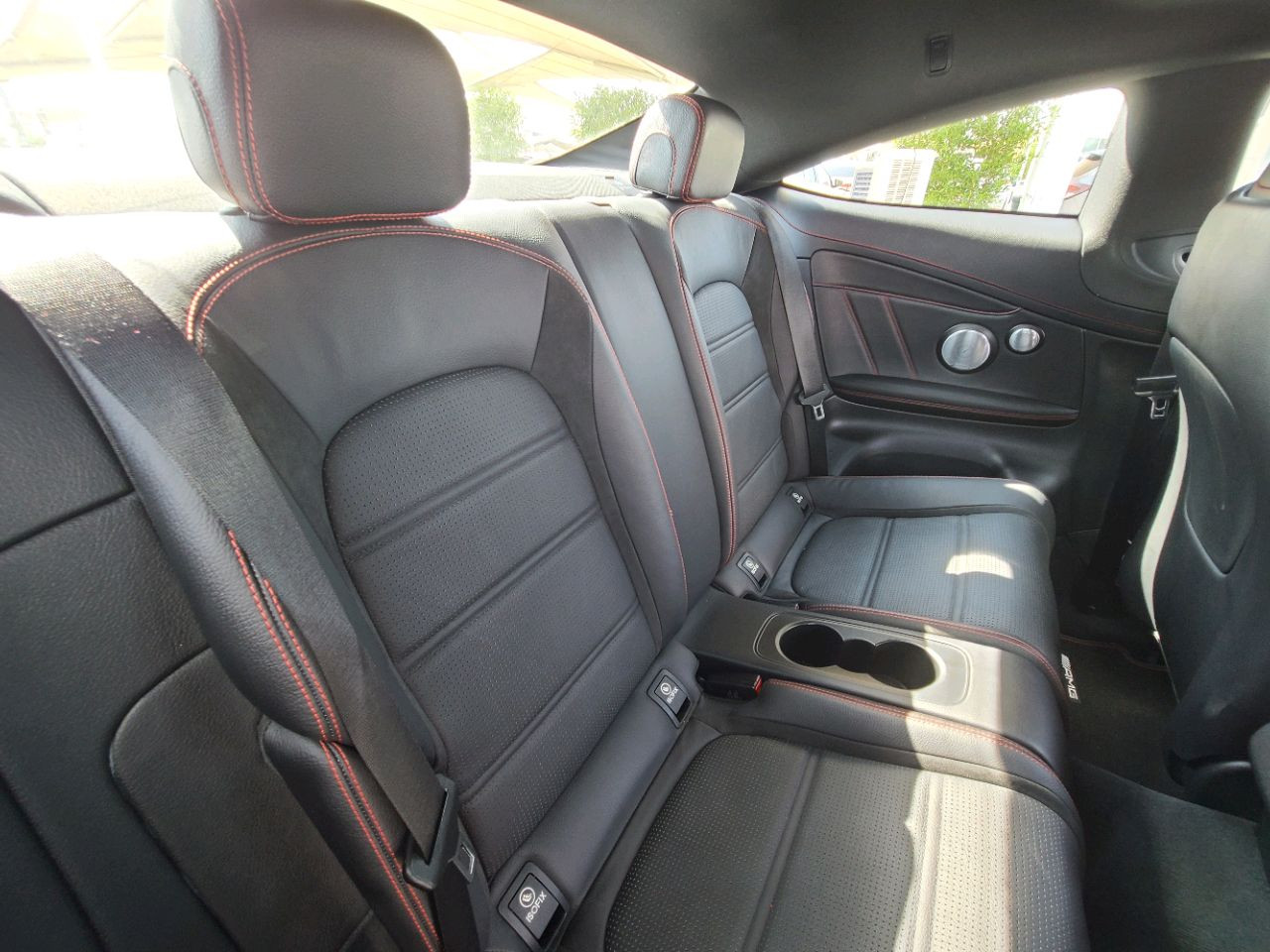 Mercedes Benz C-Class - Image 10