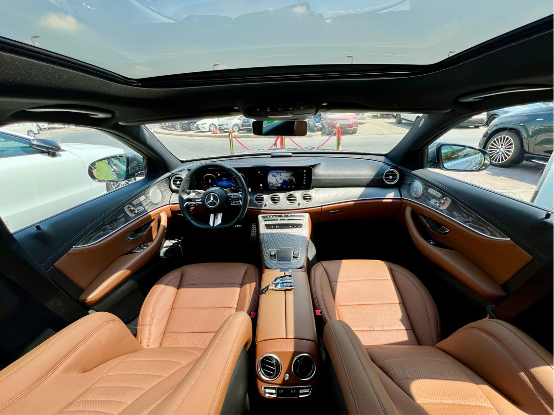 Mercedes Benz E-Class - Image 8