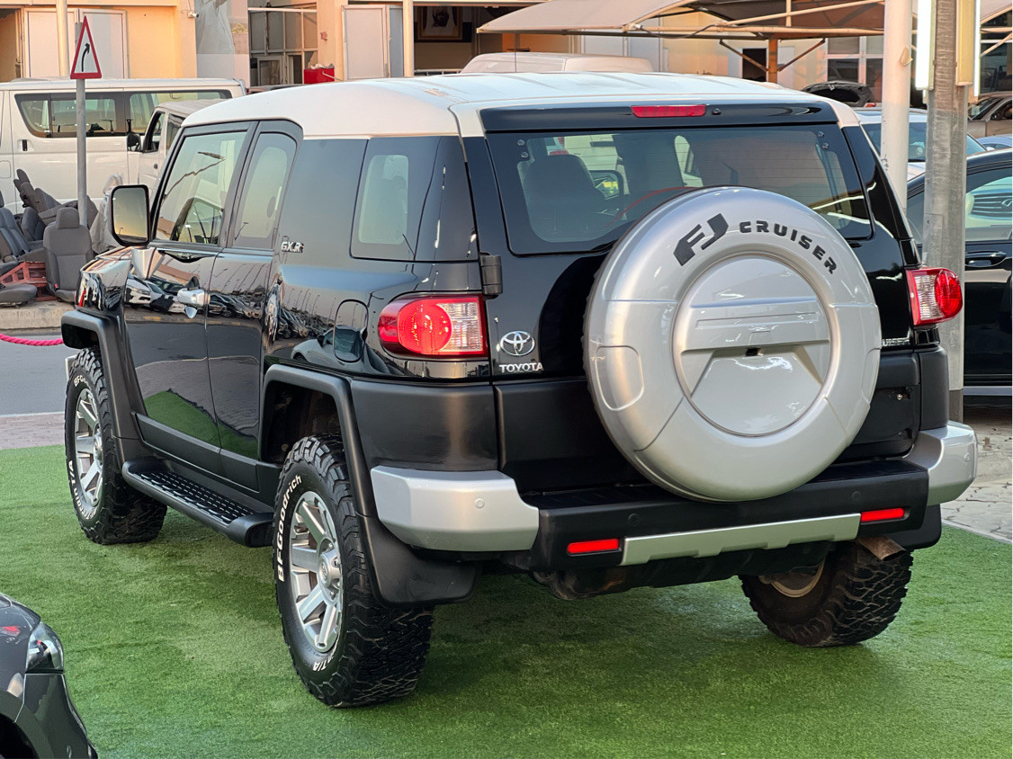 Toyota FJ Cruiser - Image 3