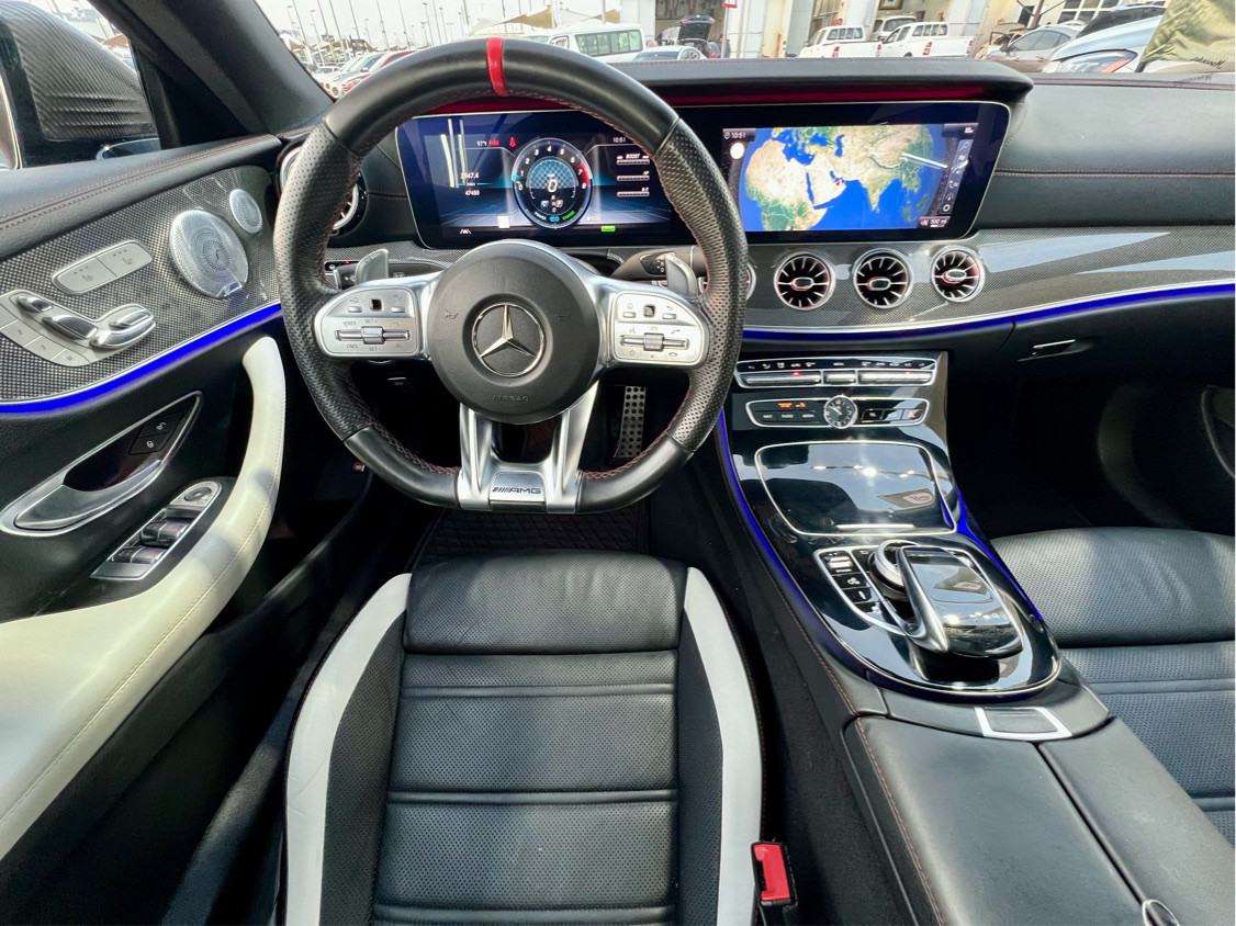 Mercedes Benz E-Class - Image 3