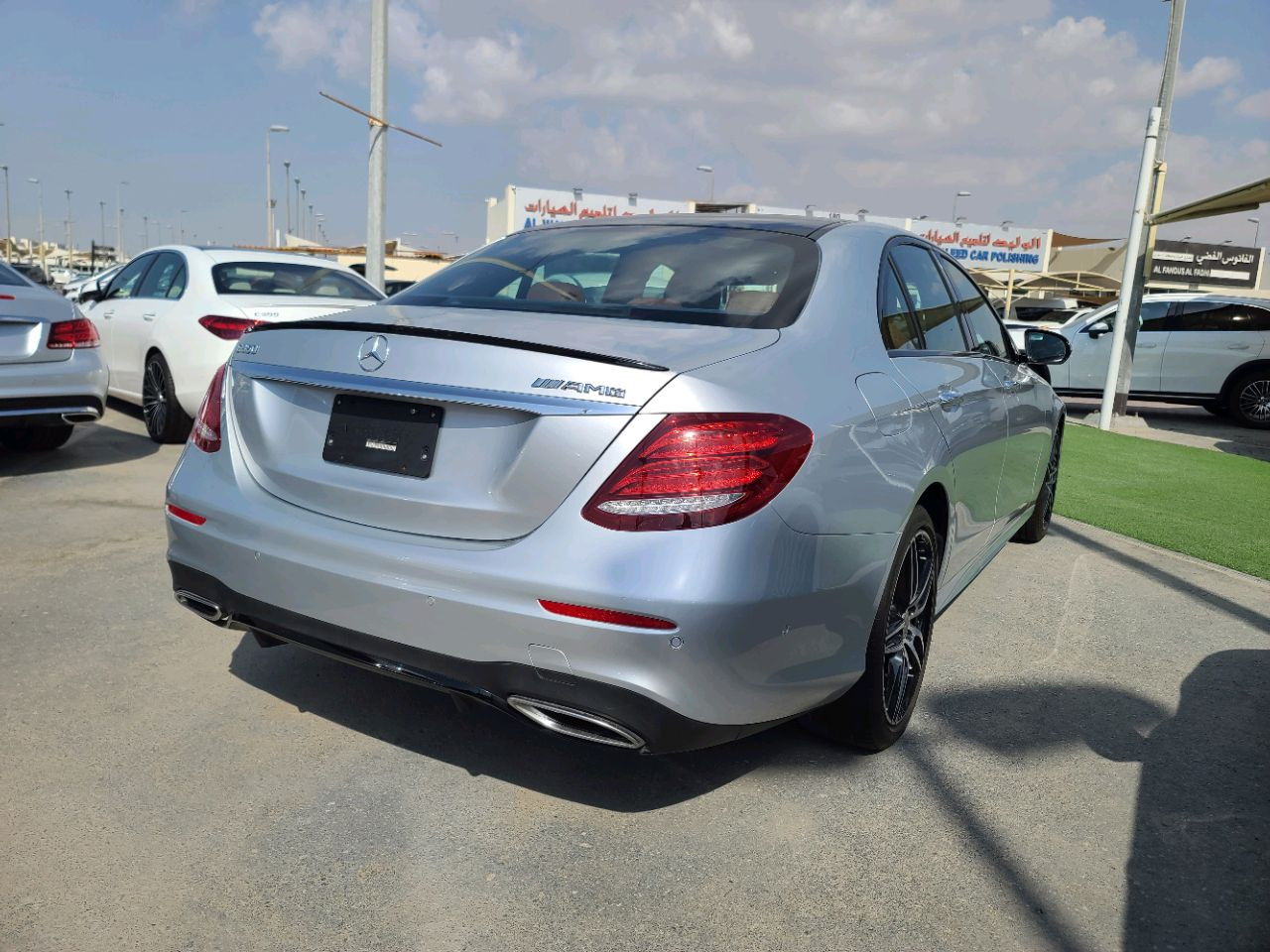 Mercedes Benz E-Class - Image 8