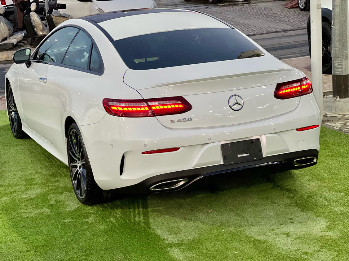 Mercedes Benz E-Class - Image 4