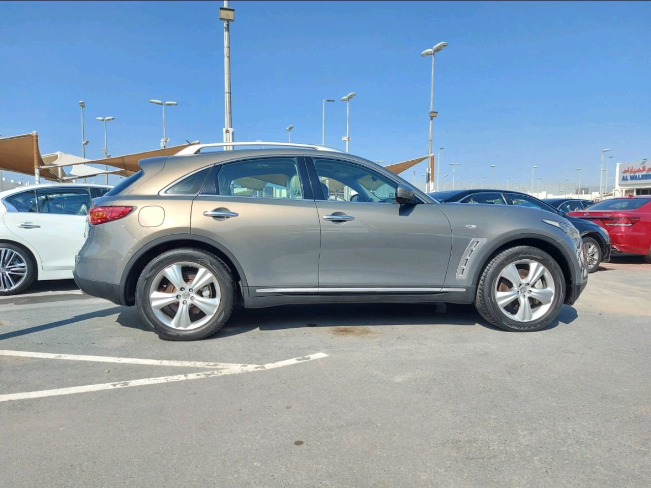 Infiniti FX45/FX35 - Image 2
