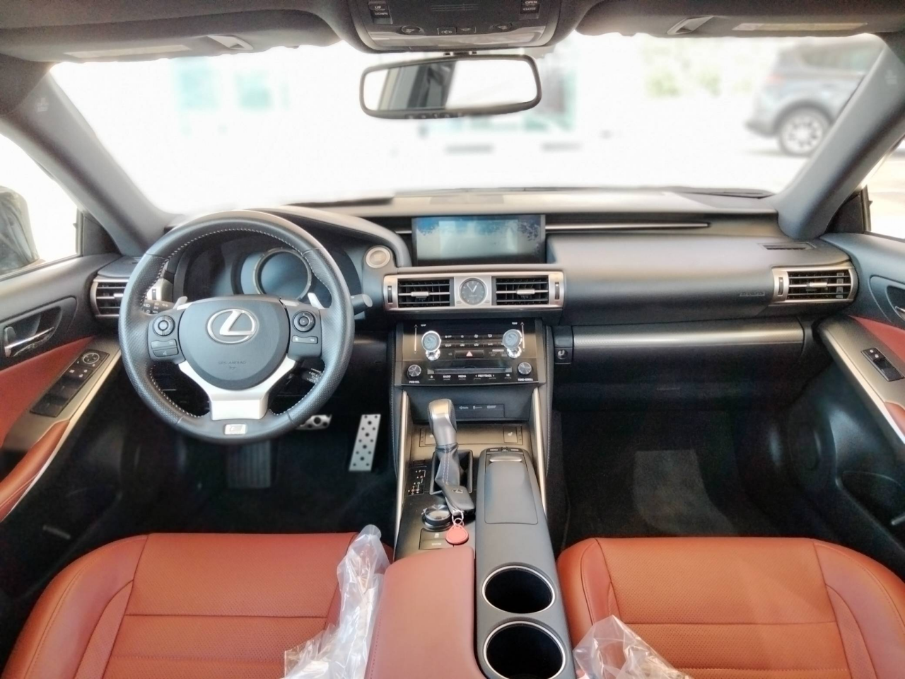 Lexus IS-Series - Image 2