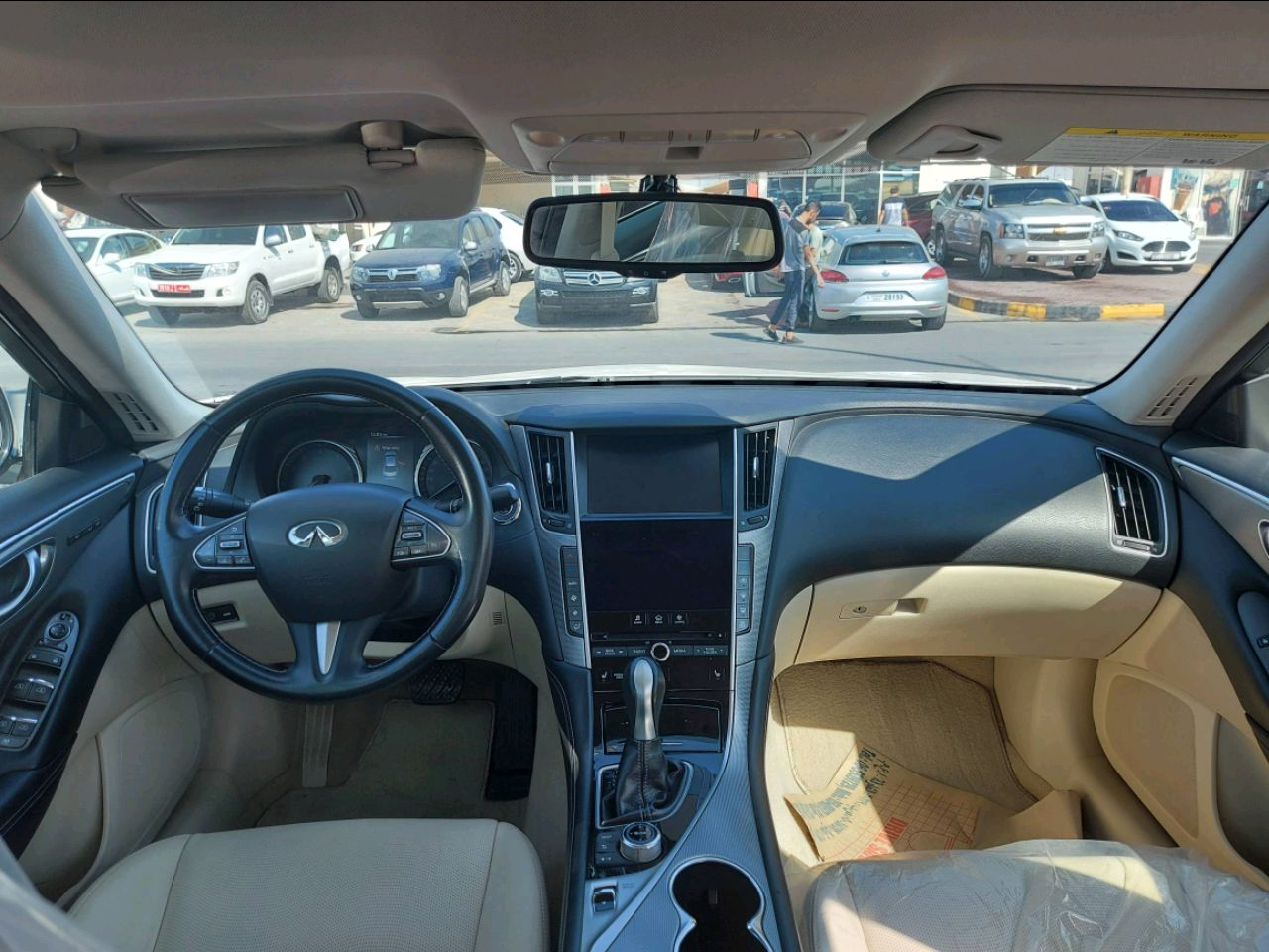 Infiniti Q50 - Image 2