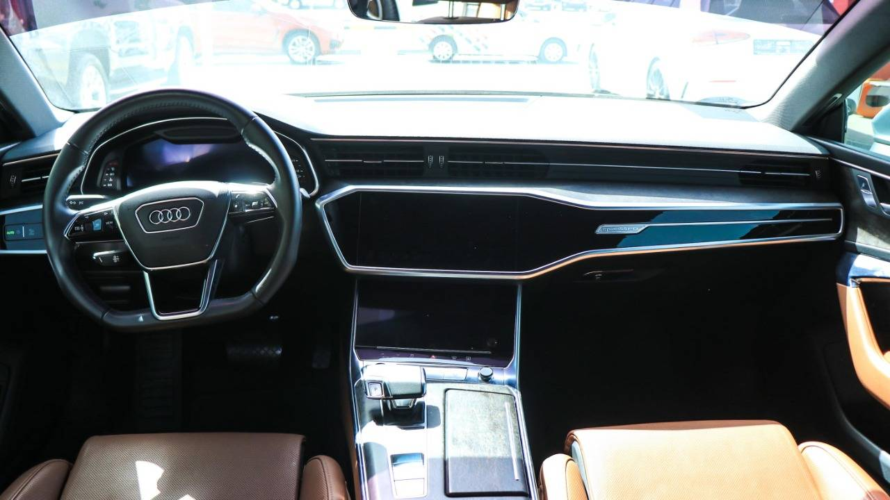 Audi A7 - Image 2