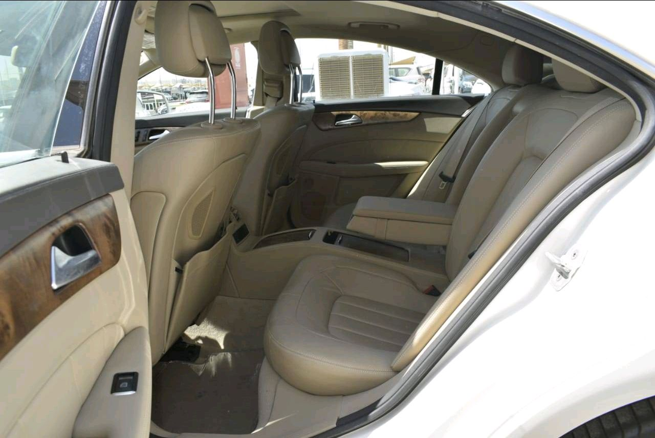 Mercedes Benz CLS-Class - Image 2