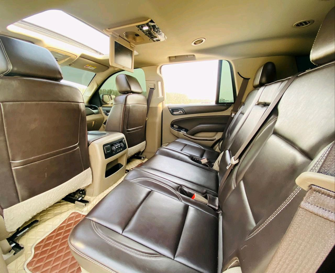 Chevrolet Tahoe - Image 7