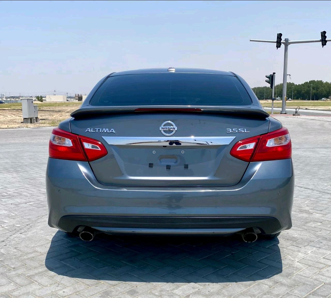 Nissan Altima - Image 5