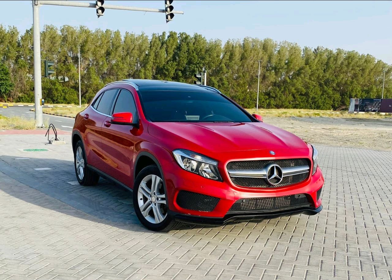 Mercedes Benz GLA - Image 12