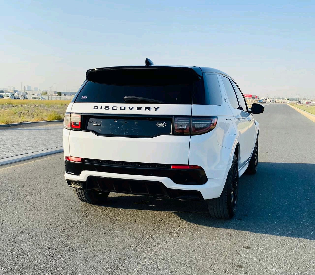 Land Rover Discovery - Image 4
