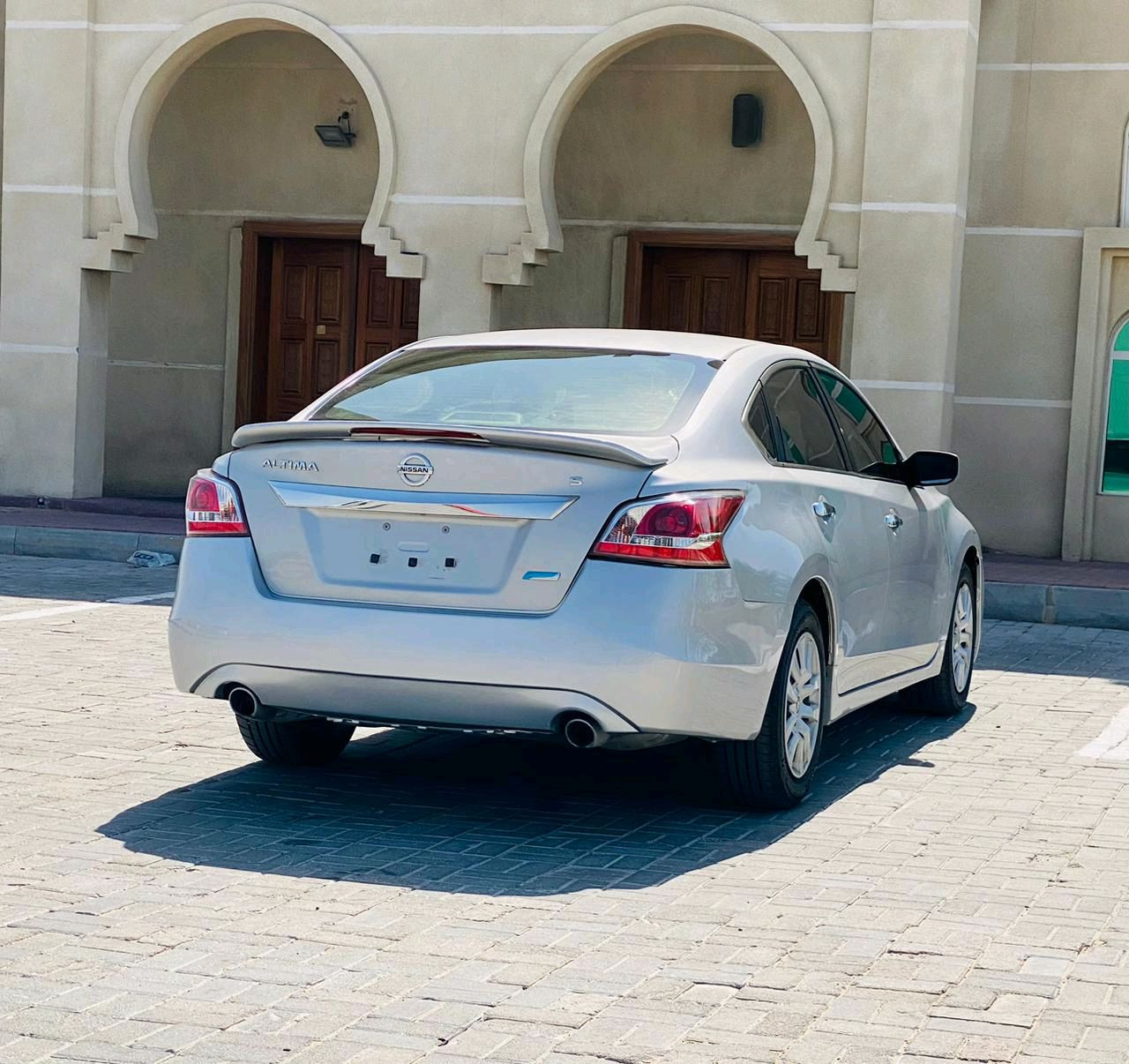 Nissan Altima - Image 3