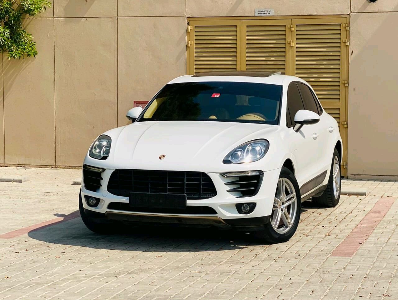 Porsche Macan - Image 3