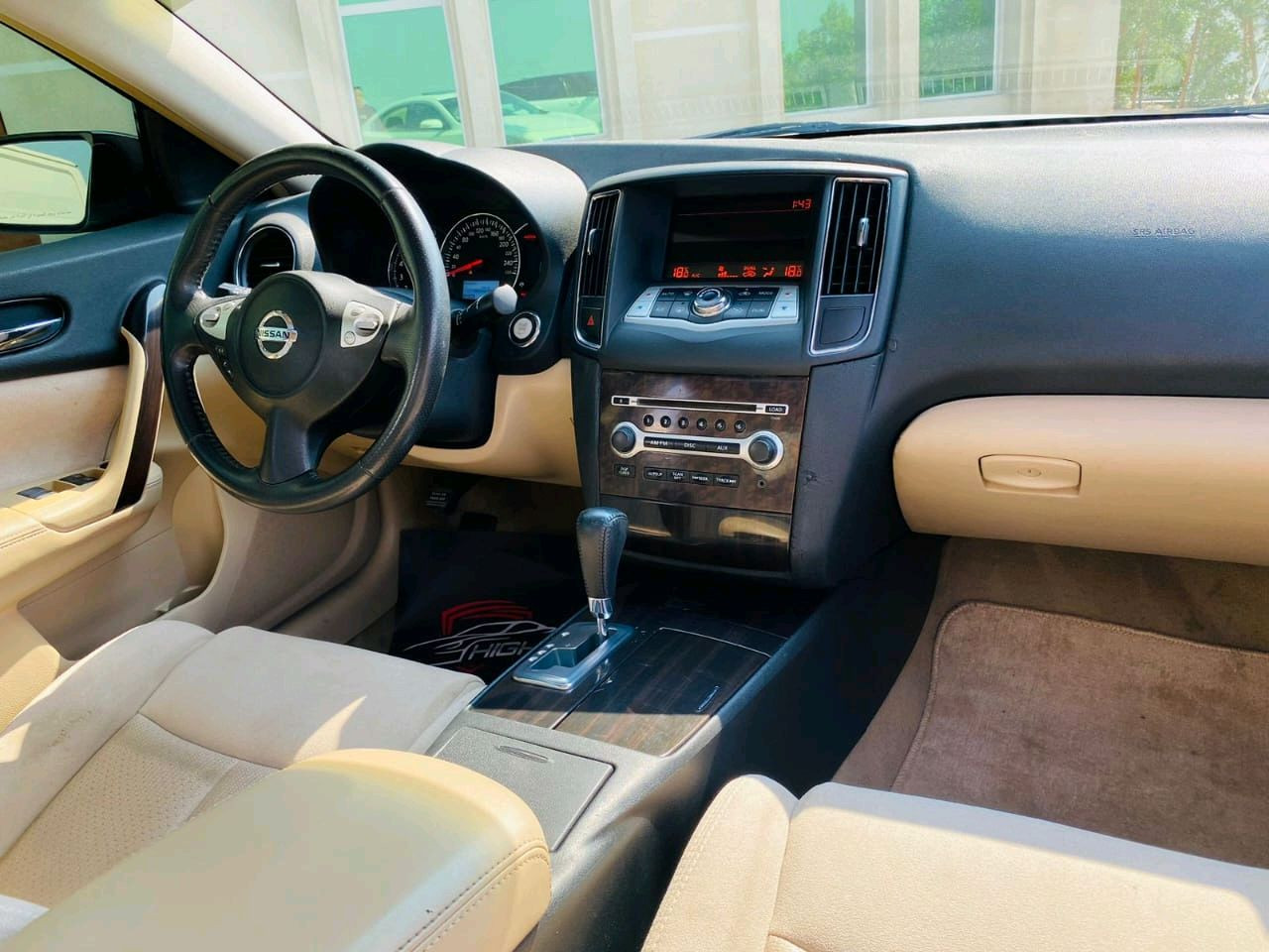 Nissan Maxima - Image 10
