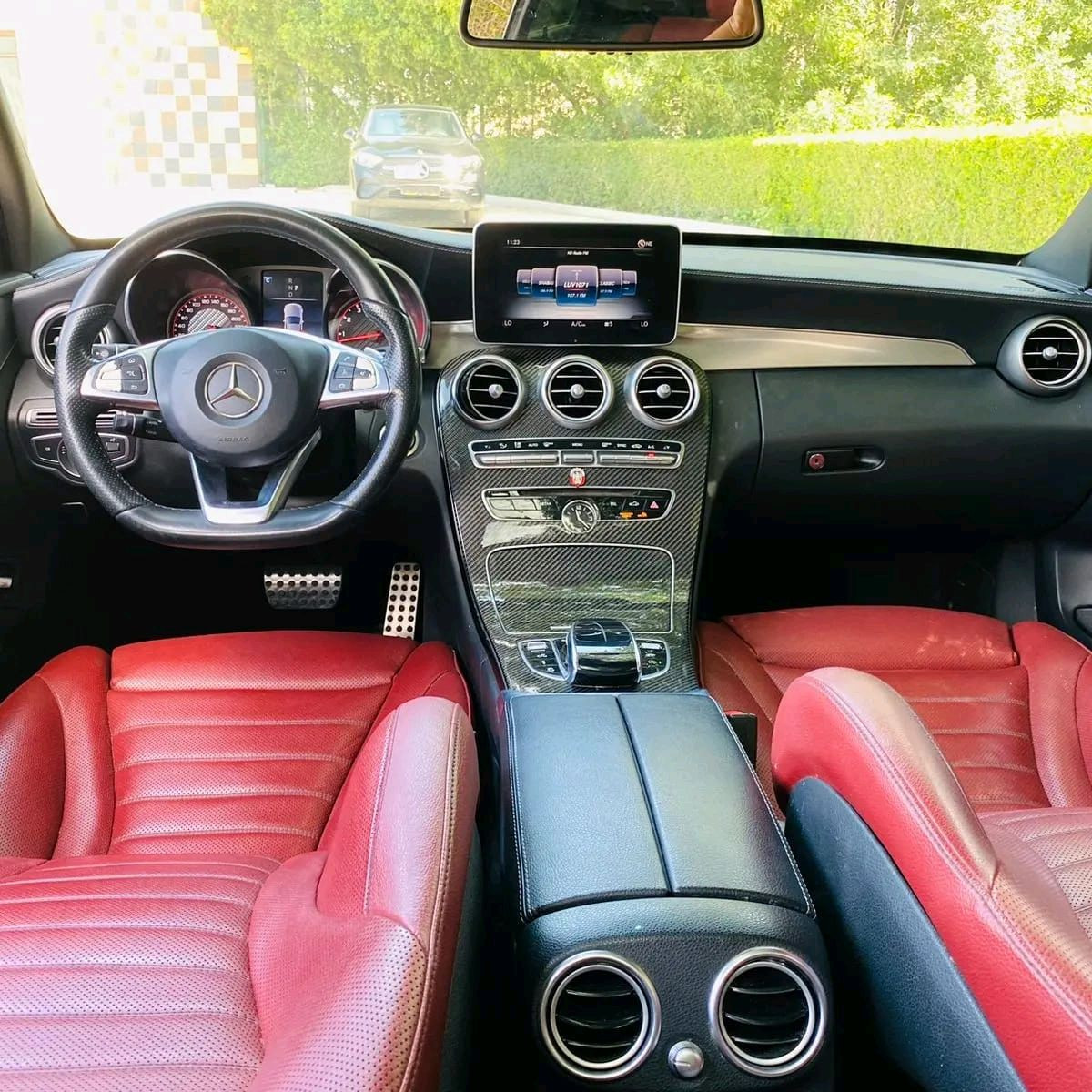 Mercedes Benz C-Class - Image 11