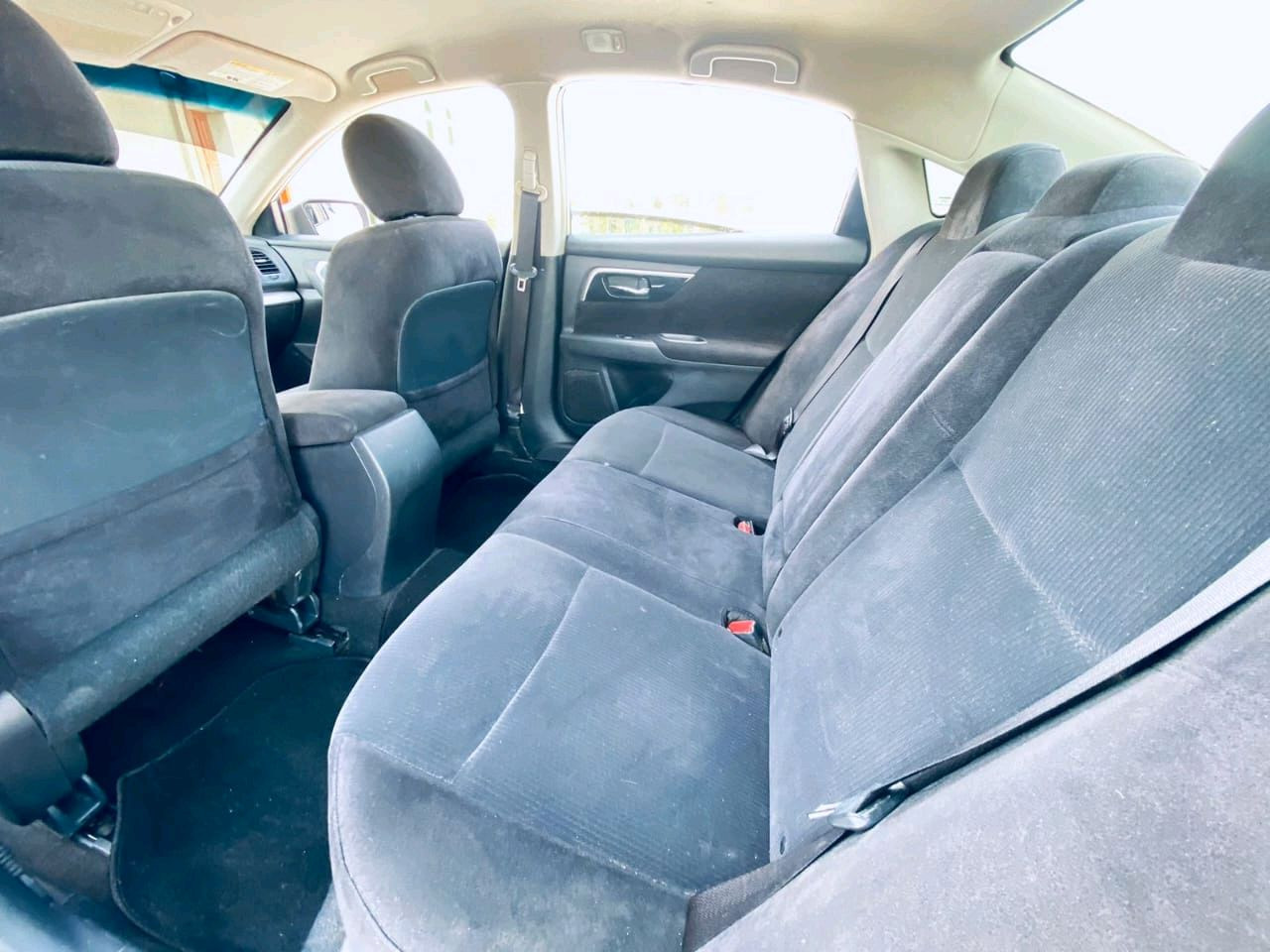 Nissan Altima - Image 8