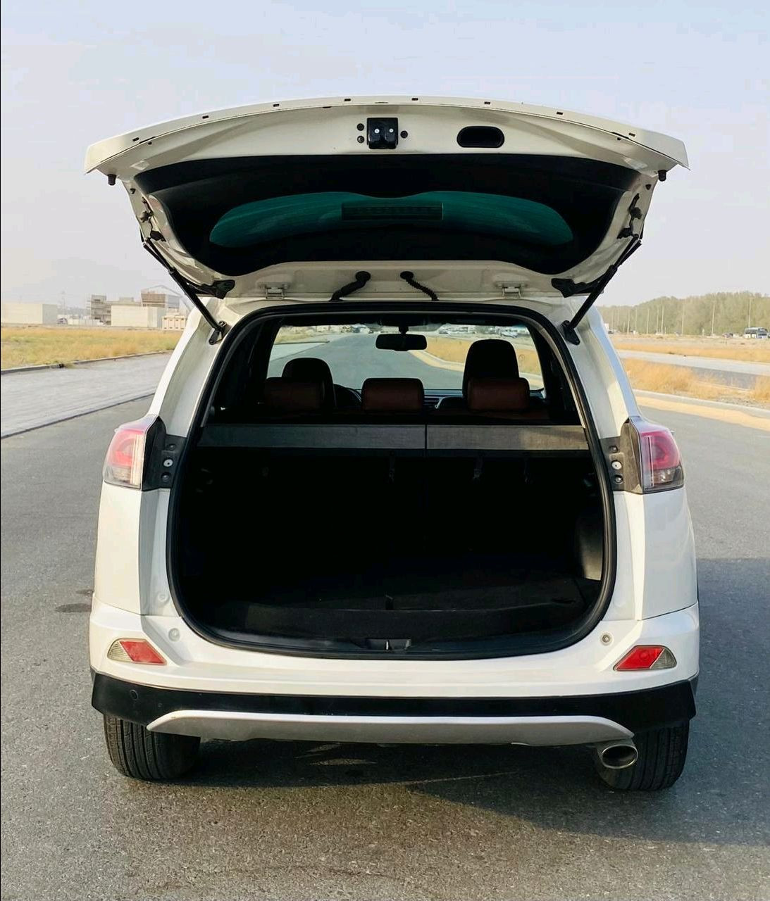 Toyota Rav 4 - Image 12