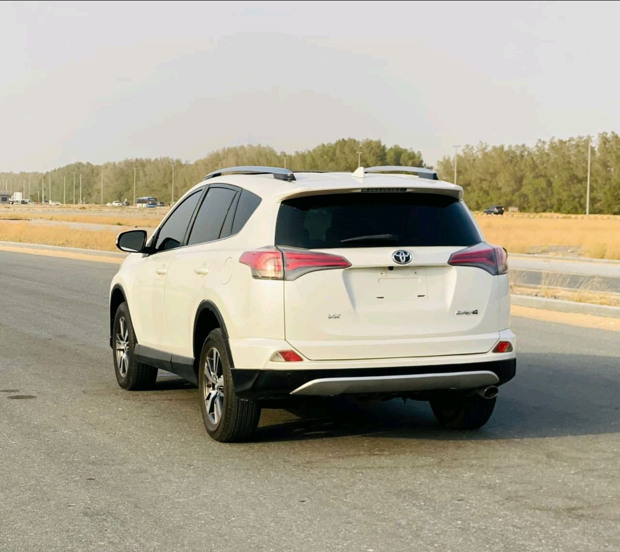 Toyota Rav 4 - Image 7